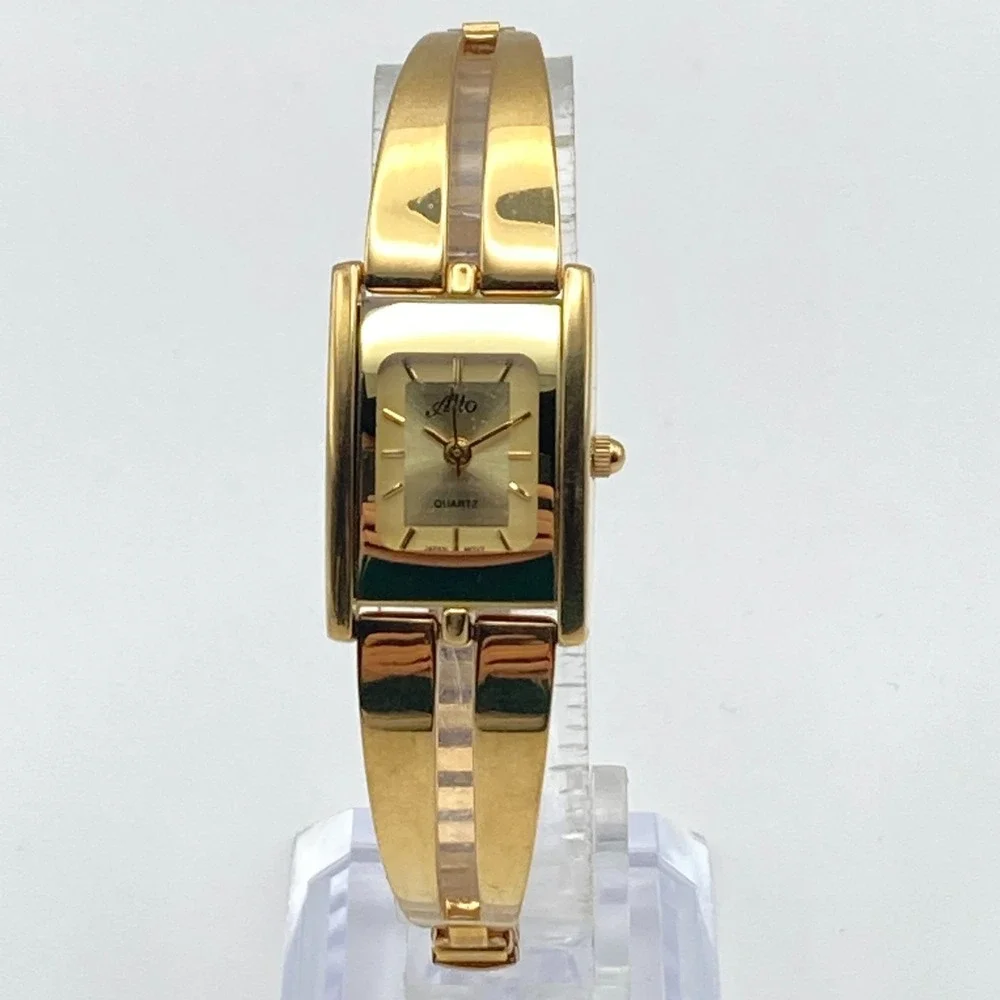 Vintage Alto Womens Watch Gold Tone 19mm Stretch Band Tank New Battery SMALL 6